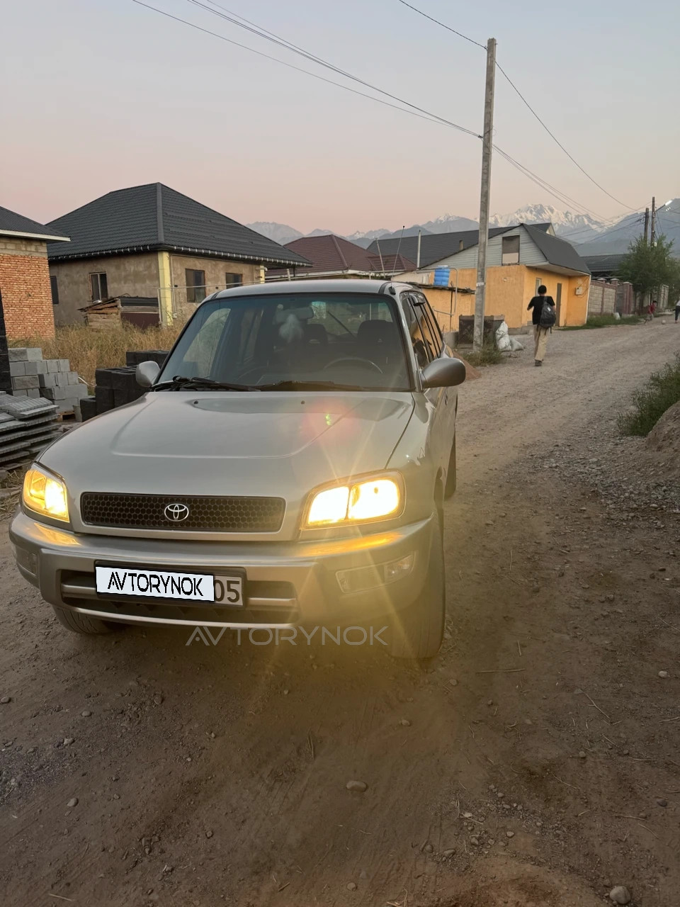 Toyota RAV4, 1999