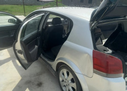 Opel Vectra 2003 года