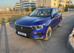 FAW Bestune T77 2022 года