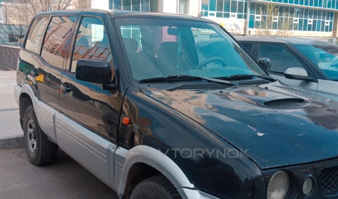 Nissan Terrano 1998 года