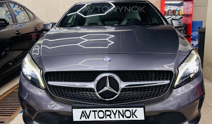 Mercedes-Benz A-Класс 2015 года