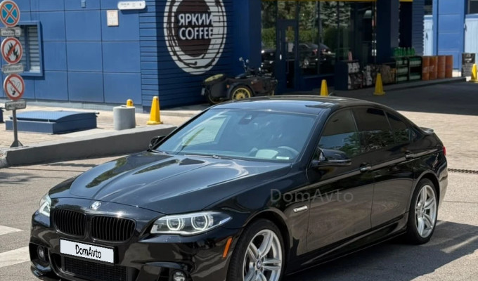 BMW 5 серия 2015 года