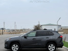 Toyota RAV4 2021 года