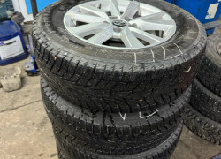 Продам комплект: резина + диски R16 205/65 R16.
