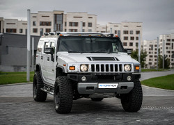 Hummer H2 2008 года
