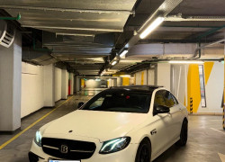 Mercedes-Benz E-Класс 2016 года