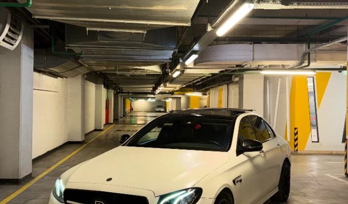 Mercedes-Benz E-Класс 2016 года