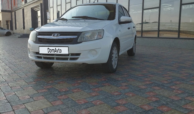 ВАЗ (Lada) Granta 2014 года