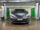Toyota Sienna 2012 года