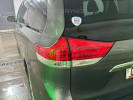 Toyota Sienna 2012 года