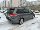 Toyota Sienna 2012 года