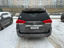Toyota Sienna 2012 года