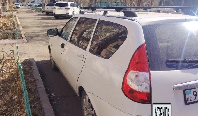 ВАЗ (Lada) Priora 2011 года
