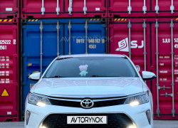 Toyota Camry 2017 года