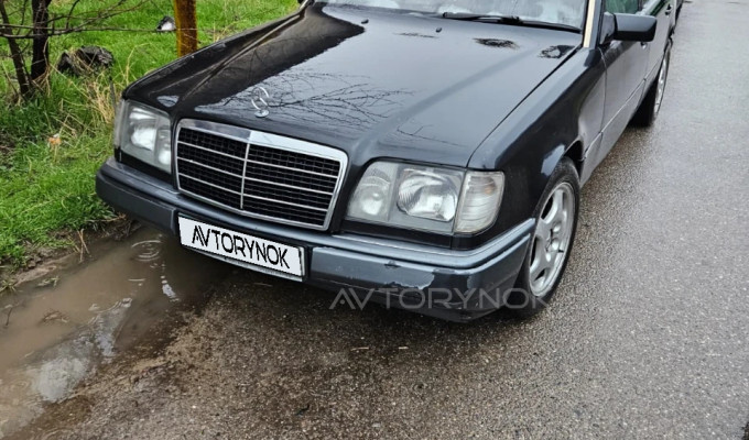 Mercedes-Benz E-Класс 1994 года
