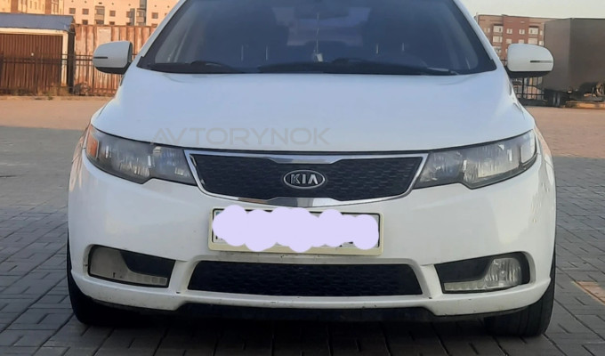 Kia Cerato 2012 года