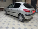 Peugeot 206 2003 года