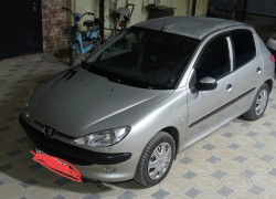 Peugeot 206 2003 года