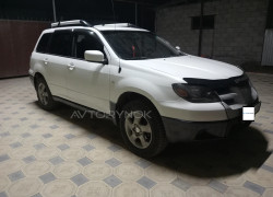 Mitsubishi Outlander 2003 года