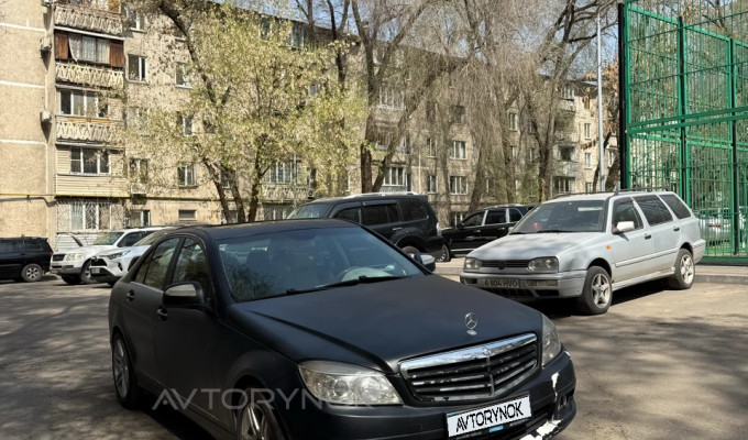 Mercedes-Benz C-Класс 2008 года