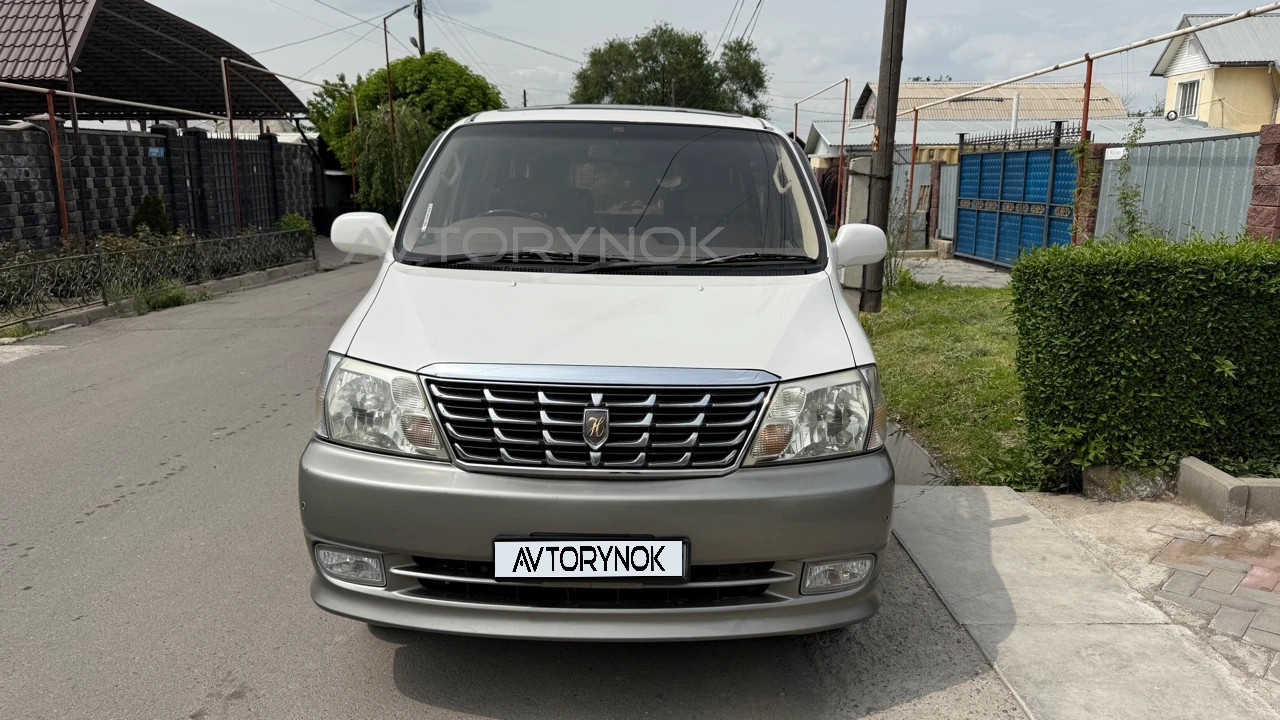 Toyota Grand HiAce, 2001