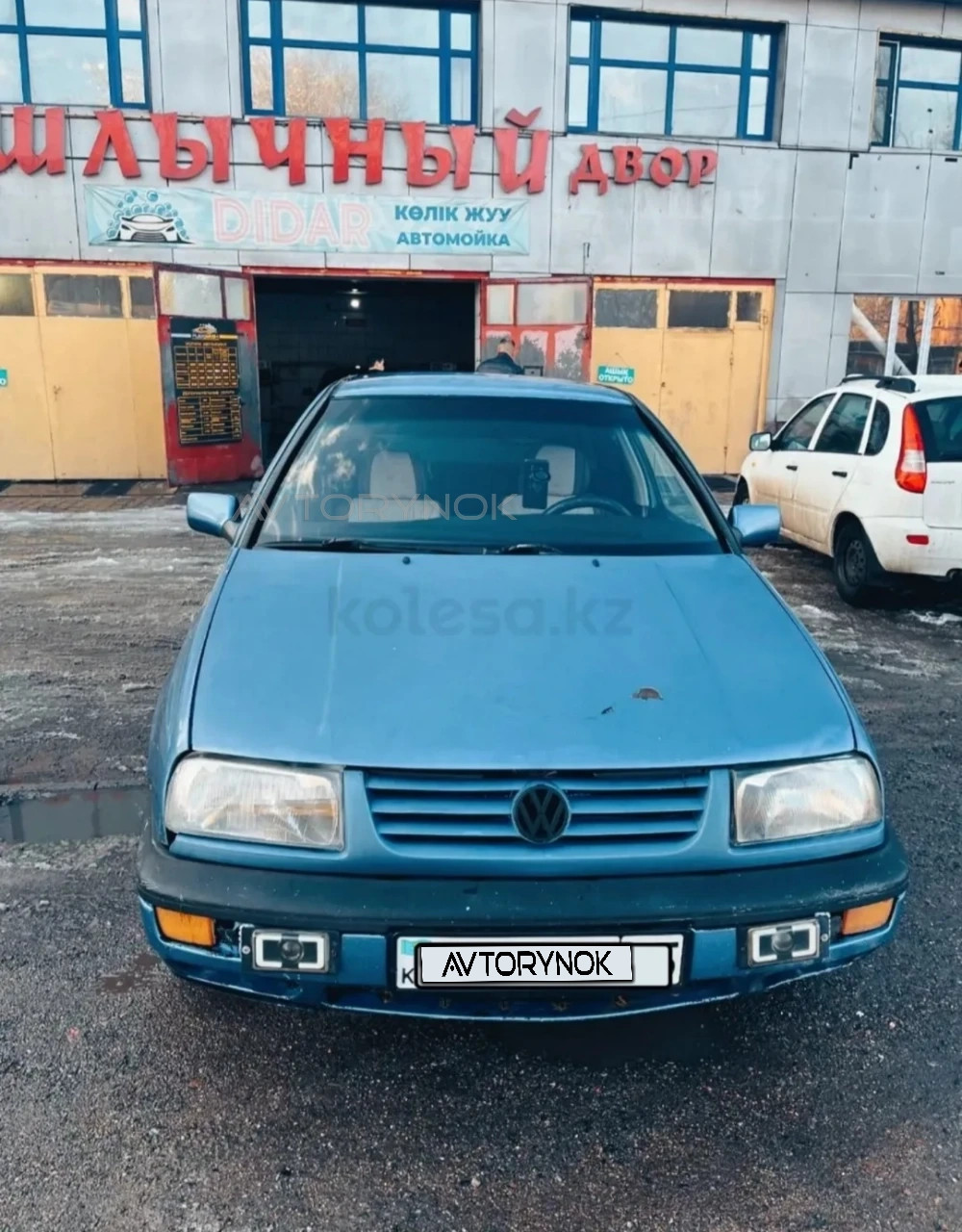 Volkswagen Vento, 1992