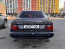 Mercedes-Benz E-Класс 1992 года
