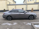 Hyundai Elantra 2025 года