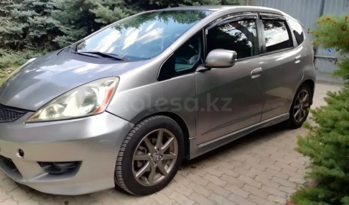 Honda Fit 2010 года