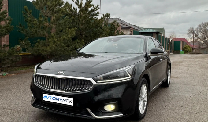 Kia K7 2018 года