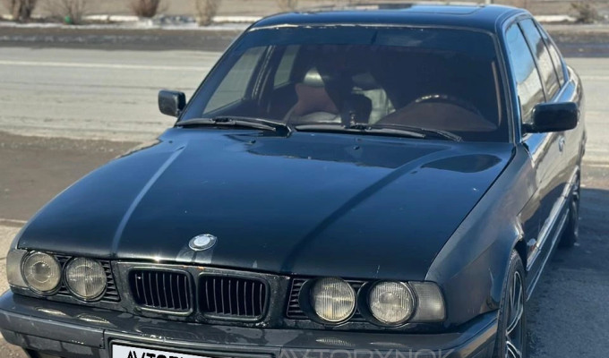 BMW 5 серия 1993 года