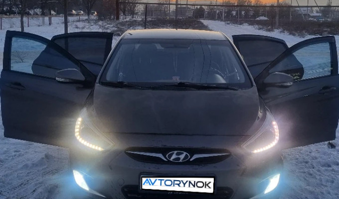 Hyundai Accent 2012 года