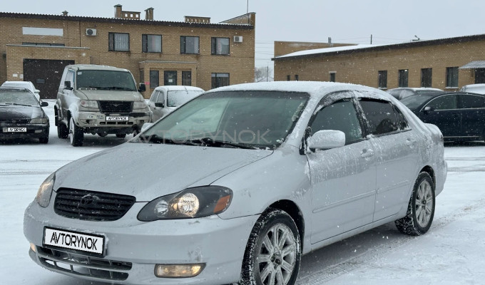 Toyota Corolla 2003 года