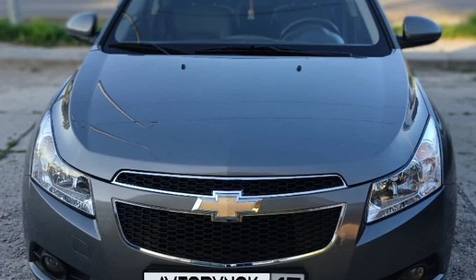 Chevrolet Cruze 2010 года