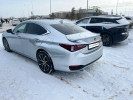 Lexus ES 2023 года