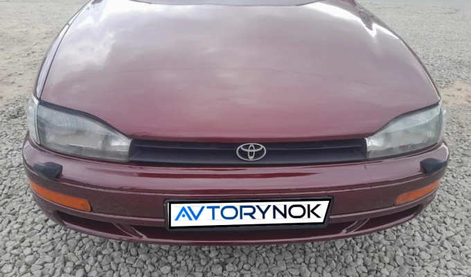 Toyota Camry 1992 года