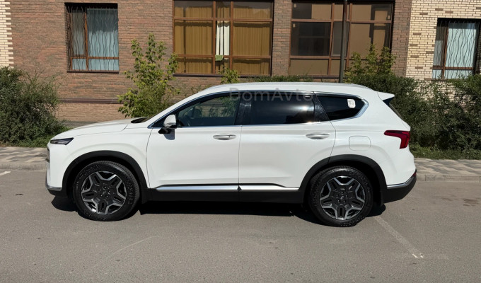 Hyundai Santa Fe 2023 года