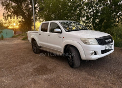 Toyota Hilux 2013 года