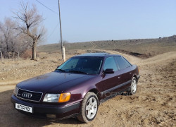 Audi 100 1990 года
