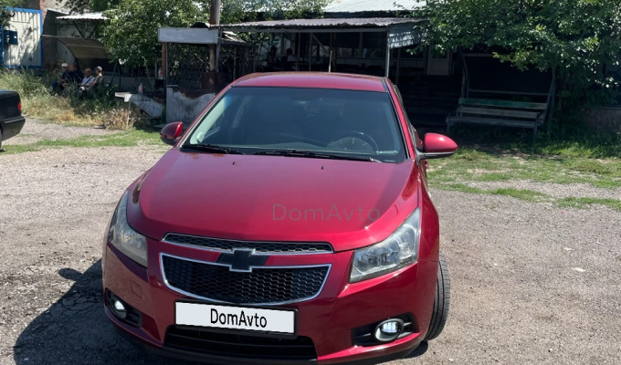 Chevrolet Cruze 2011 года