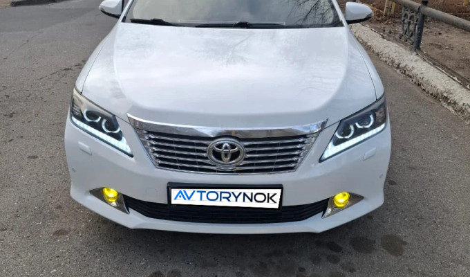 Toyota Camry 2014 года