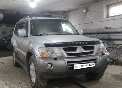 Mitsubishi Pajero 2004 года