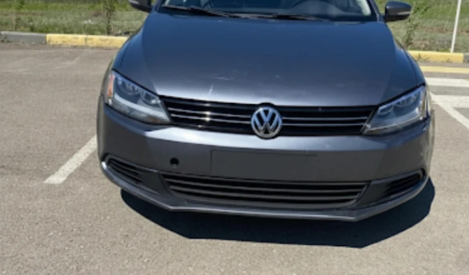 Volkswagen Jetta 2012 года