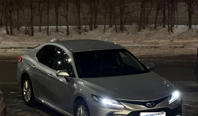 Toyota Camry 2023 года