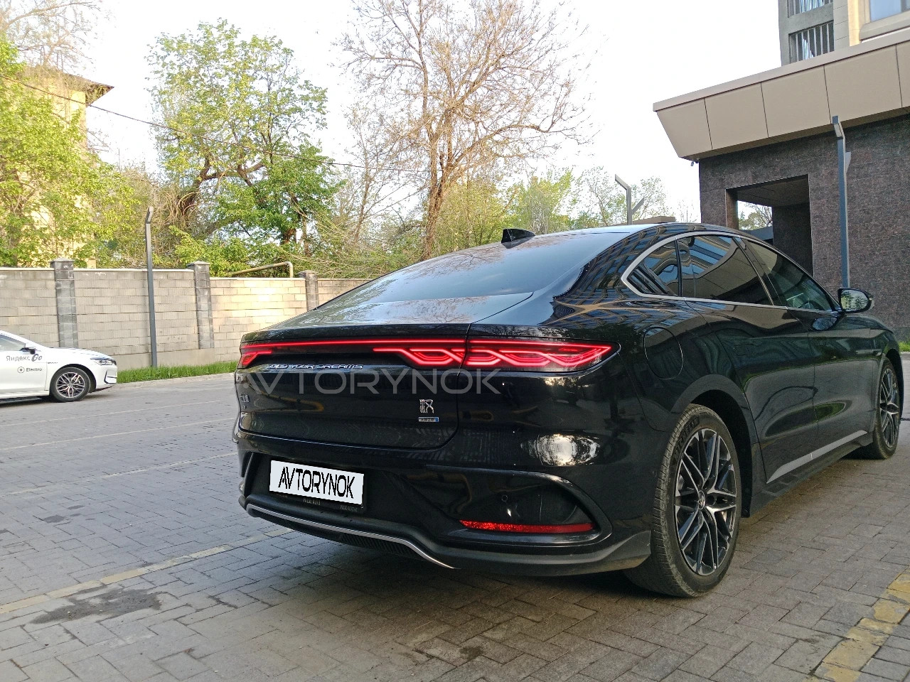 BYD Han, 2025