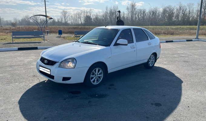 ВАЗ (Lada) Priora 2015 года