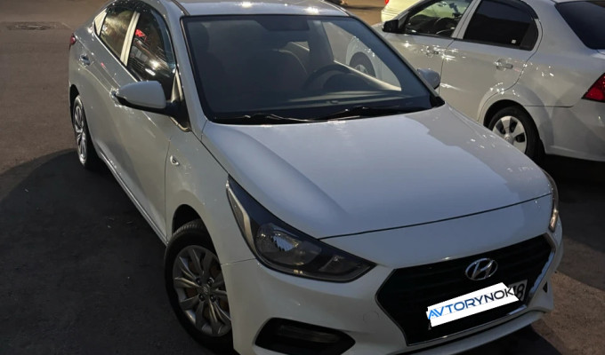 Hyundai Accent 2017 года