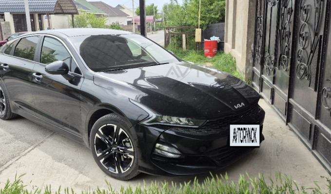 Kia K5 2023 года