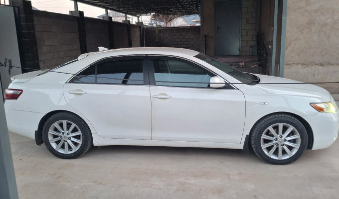 Toyota Camry 2007 года