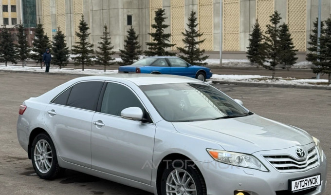 Toyota Camry 2009 года